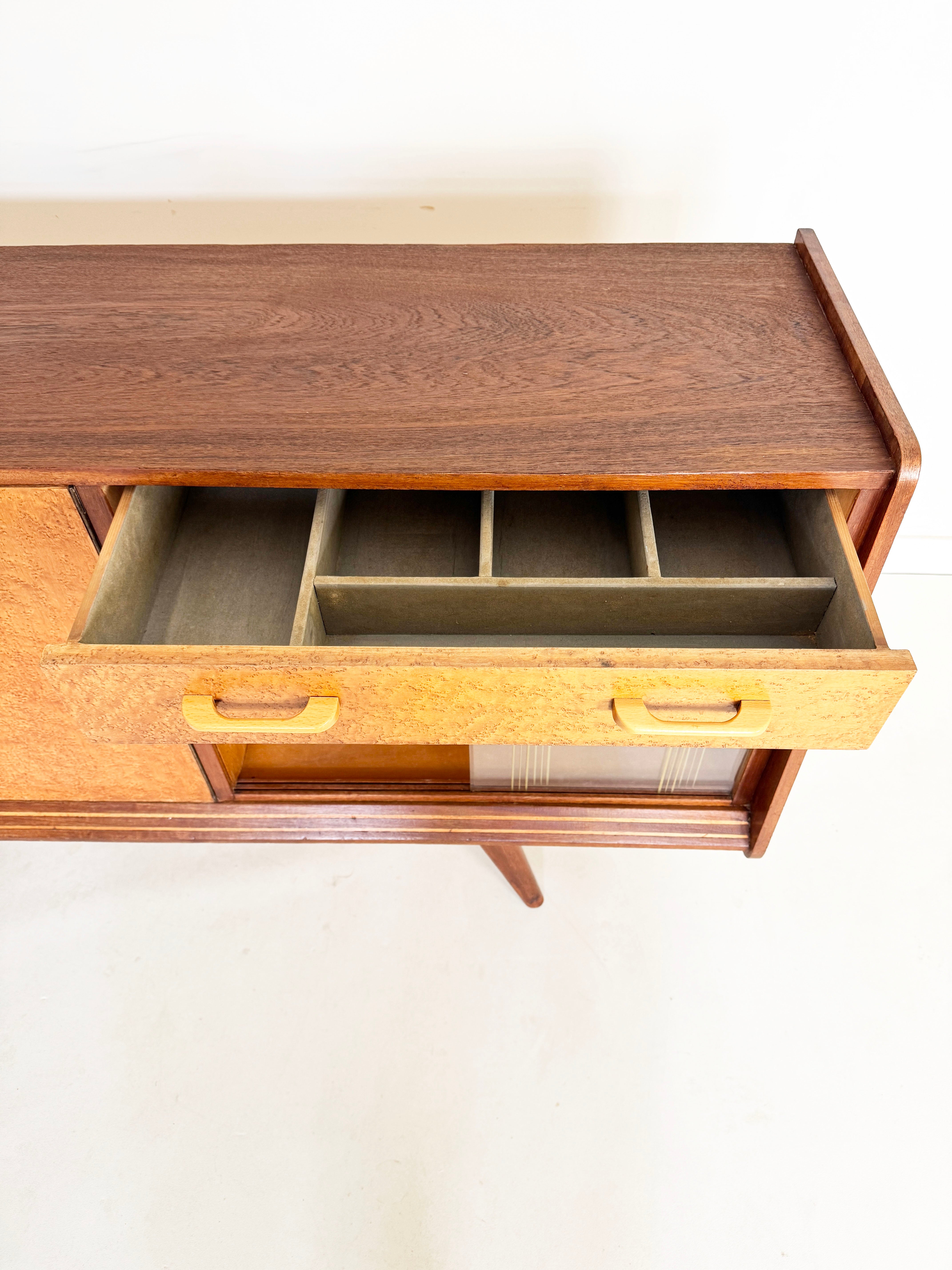 Teak Dressoir image 6