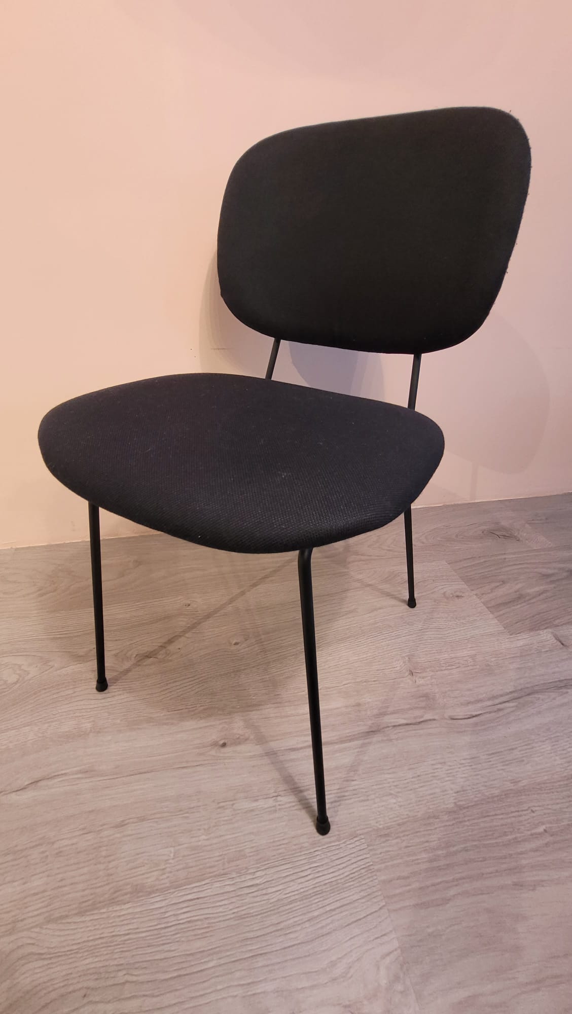 Lensvelt D-chair image 2