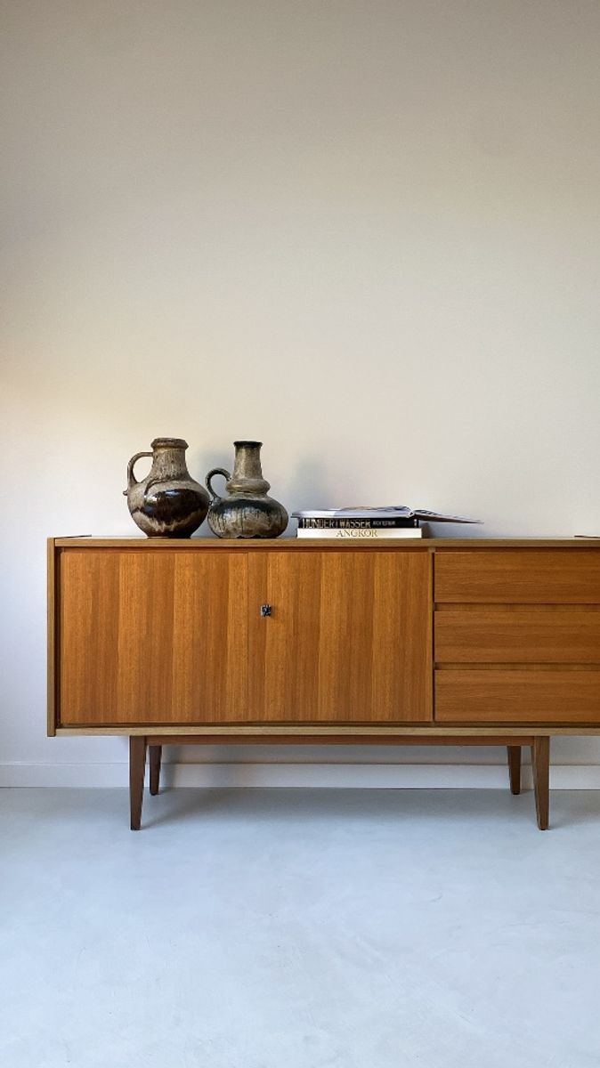 Vintage Houten Dressoir Met 3 Lades En 2 Deurtjes image 8