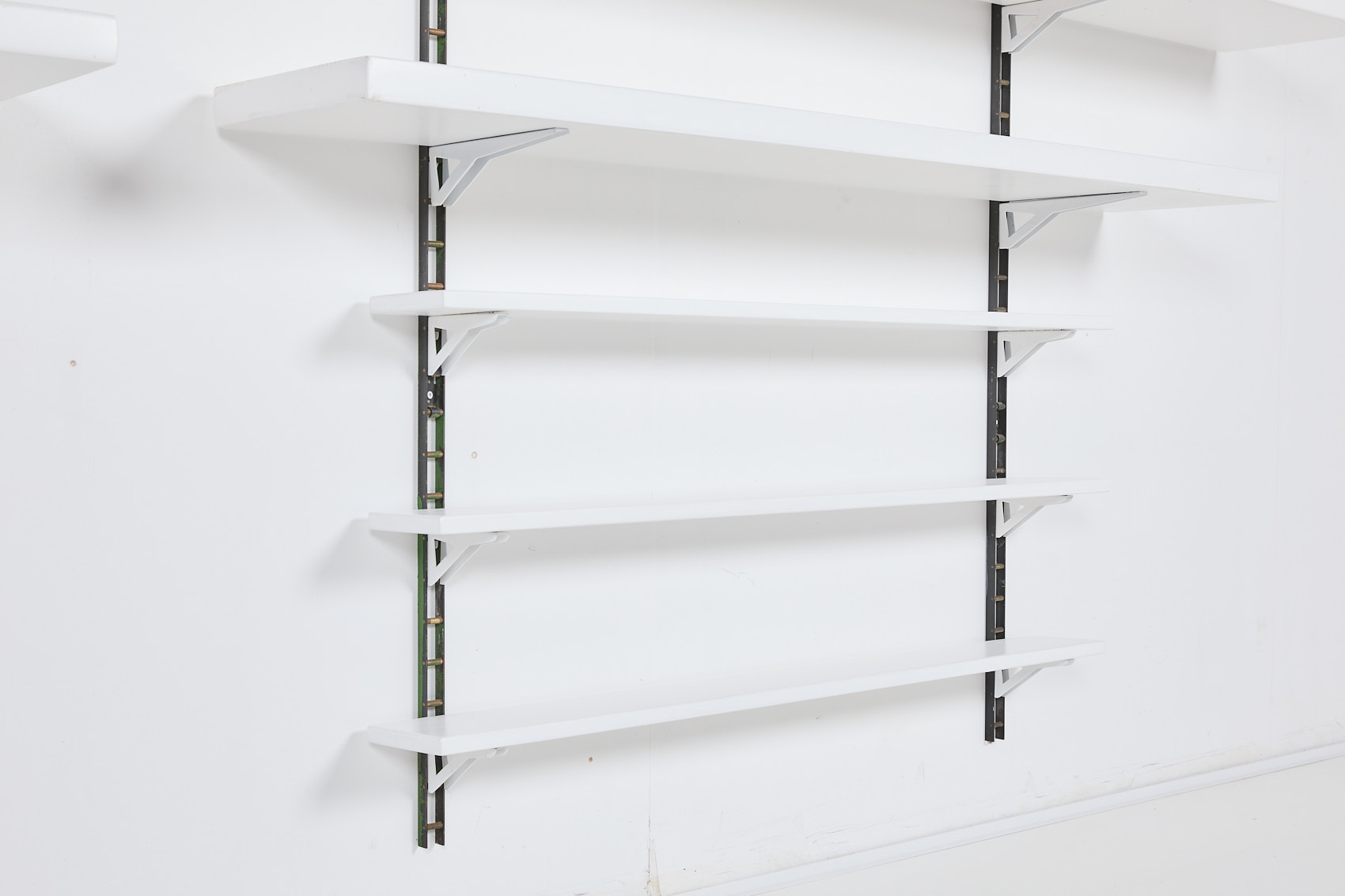 1960’s Italian Mid-century Modern Modular Wall Shelving System image 7