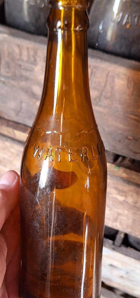 60 Tot 80 Jaar Oude Krat, Flessenkrat Met 24 Bierflessen. image 6