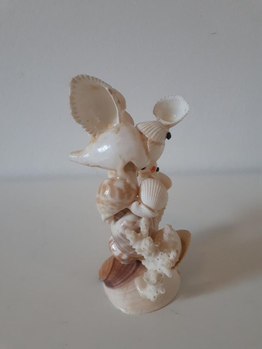 * 60's Schelpen Kunst Witte Duiven Beeldje image 4