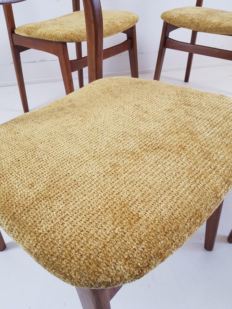 4 Deense Stoelen Teak Fineer Okergeel | Dining Chairs Danish image 4