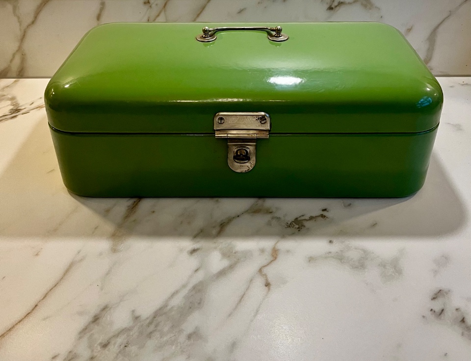 Prachtig Vintage Groen Geëmailleerde Brood-Blik image 16