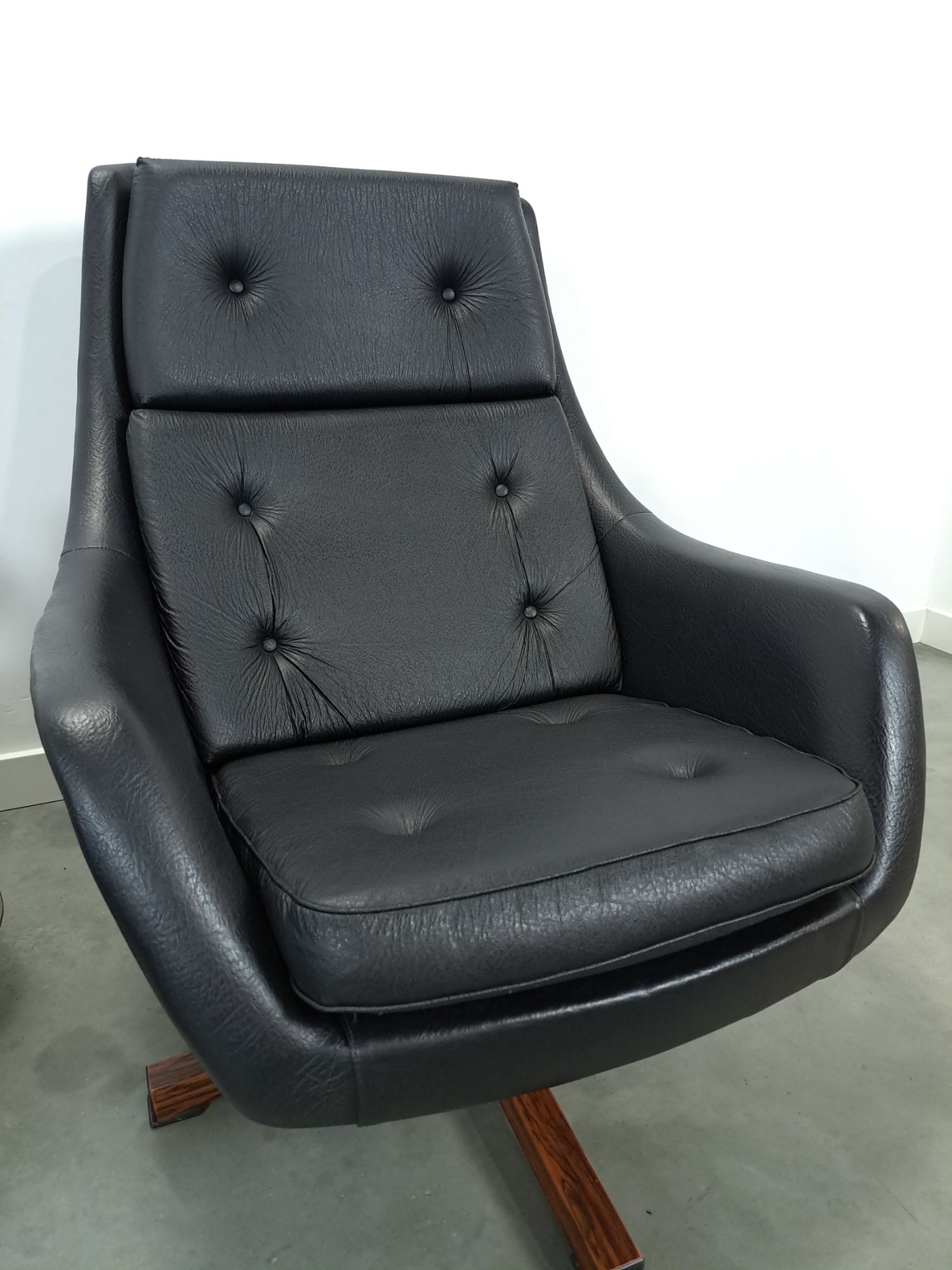 Zwarte Skai Kunstleder Draaifauteuil Uit Zweden image 16