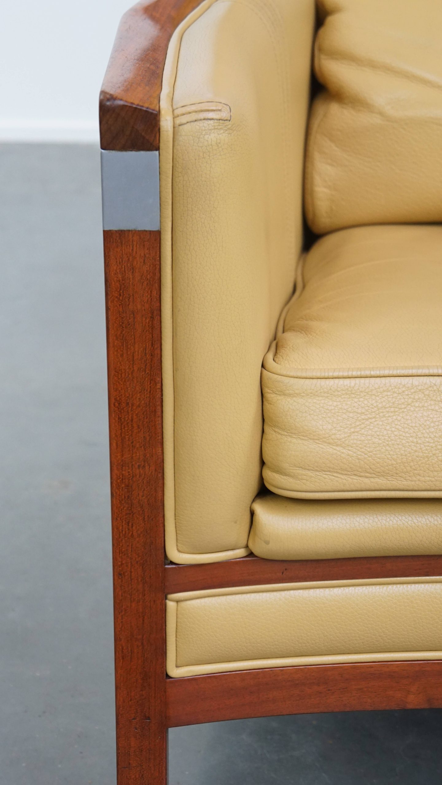 Prachtige Art Deco Schuitema Design Fauteuil In Geel Leer Met Een Hoge Rug Uit De Decoforma Serie image 13