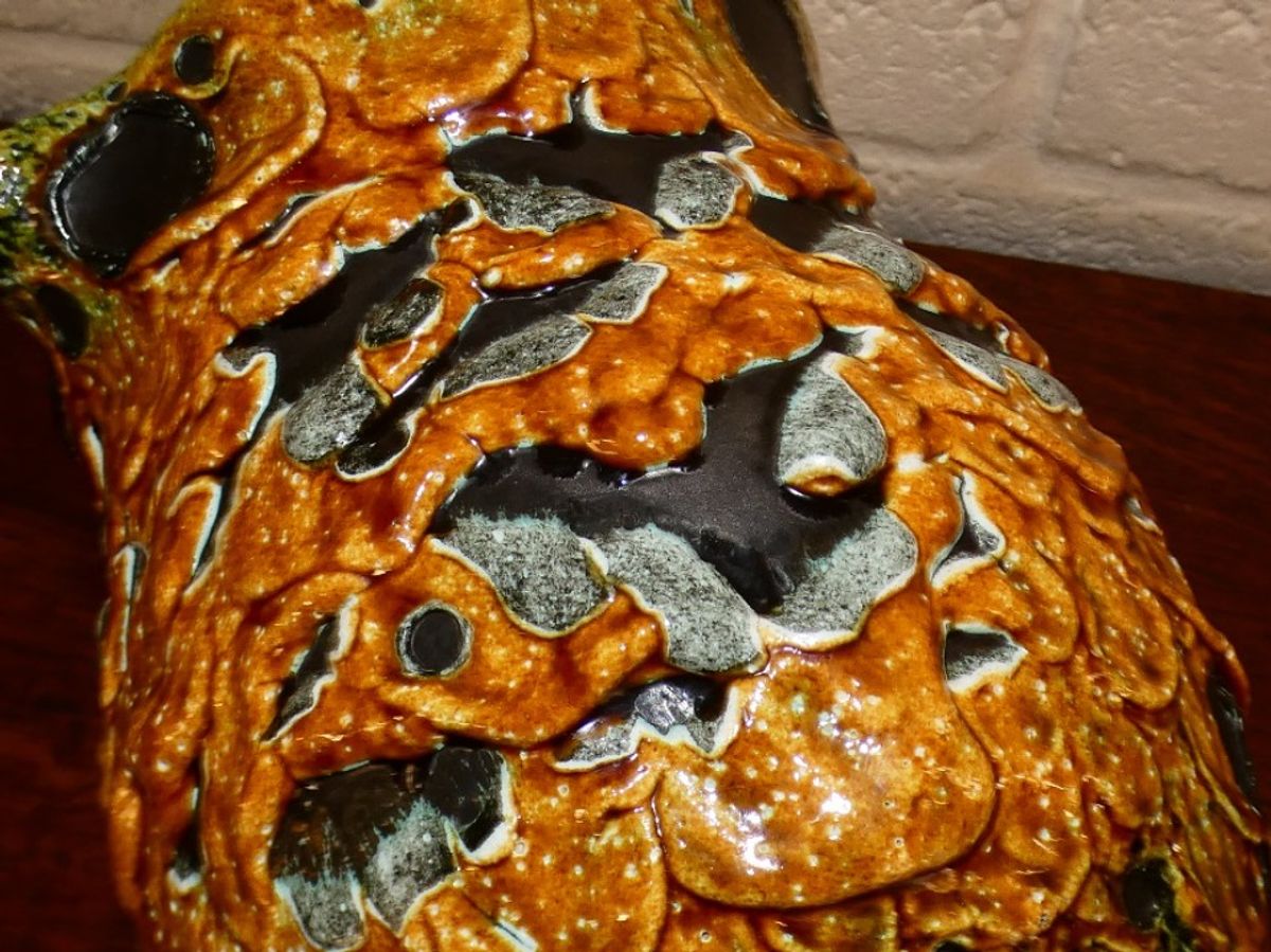 Kruik In Cyclope Keramiek. image 6