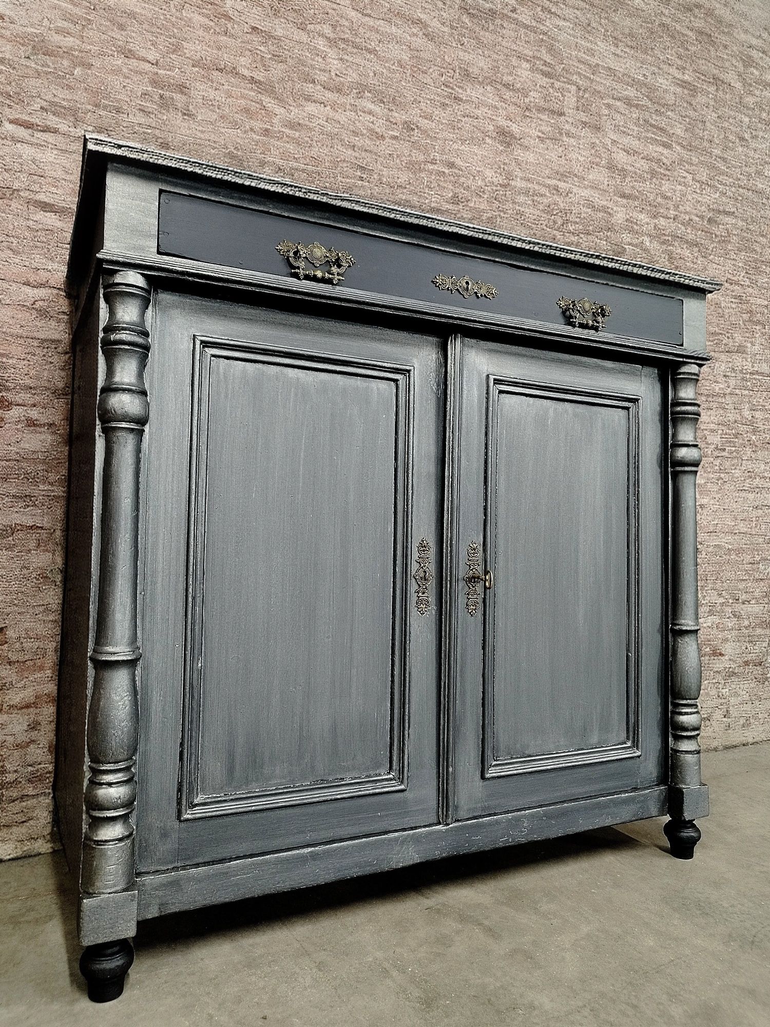 Meidenkast / Dressoir / Ladekast / Commode image 3