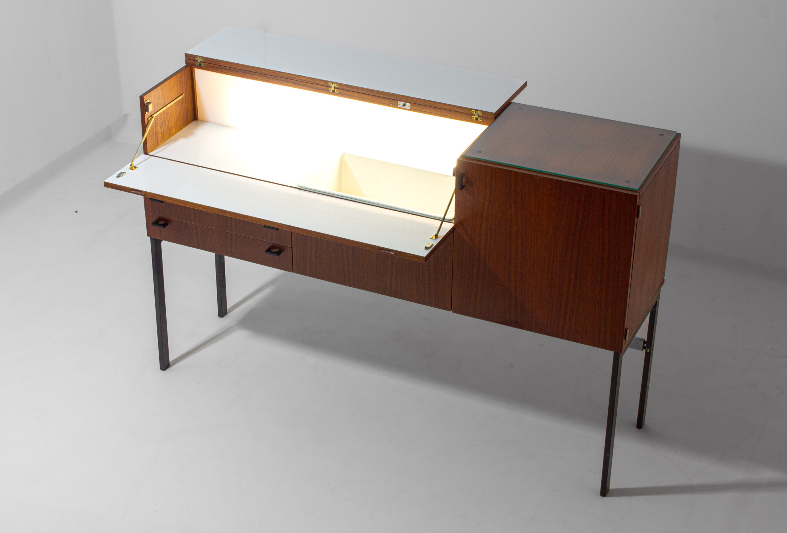 Zeldzame Mid-century Roger De Winter Cocktail Bar In Teak Met Bijhorende Krukken, 1960 image 6