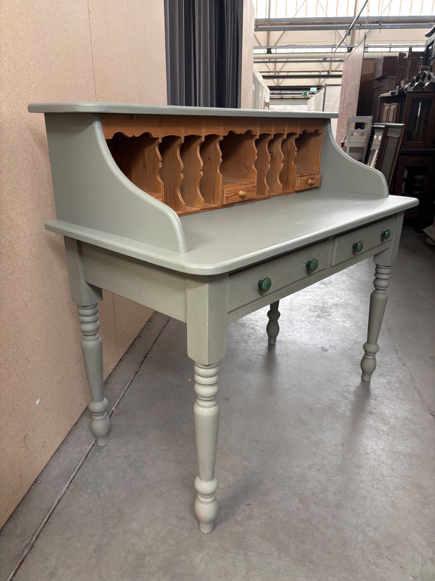 Vintage Brocante Bureau image 5