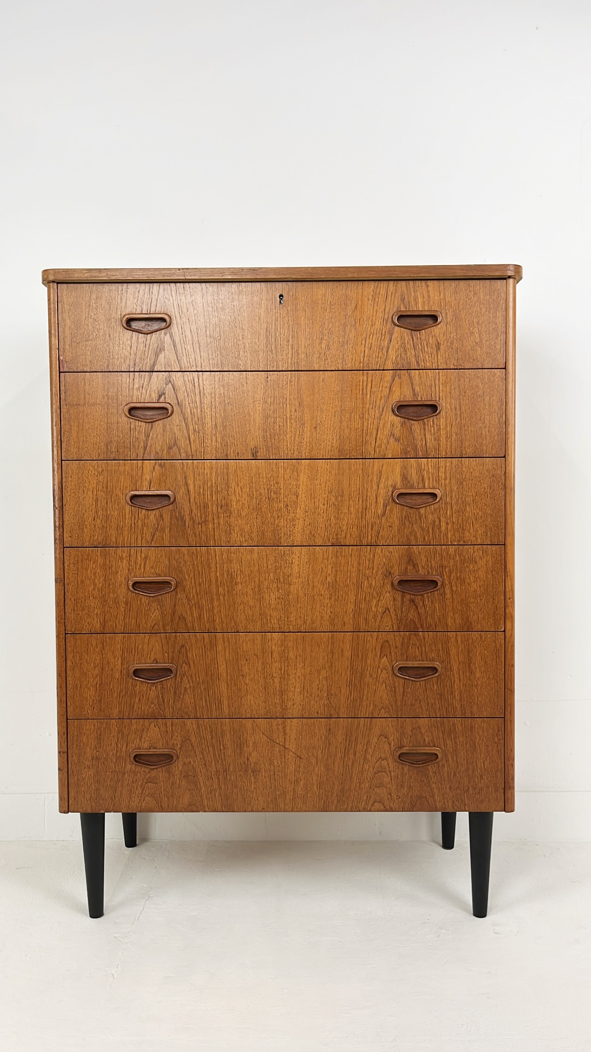 Scandinavisch Vintage Teak Fineren Ladekast Kalmar image 2