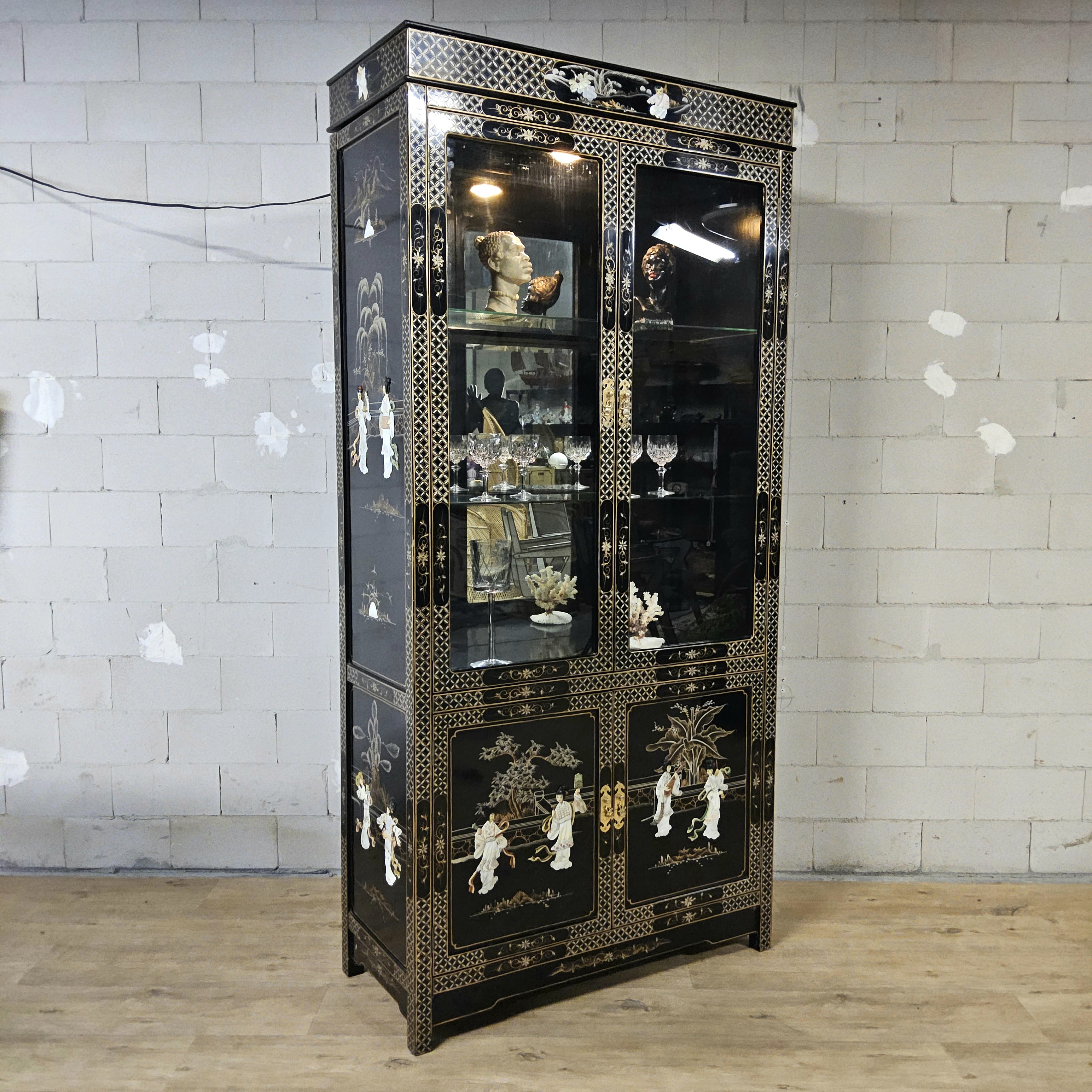 Vintage Chinese Vitrinekast / Aziatische Kast / Chinoiserie / Oosterse Kast / Display Cabinet / Bohemian Kast image 3