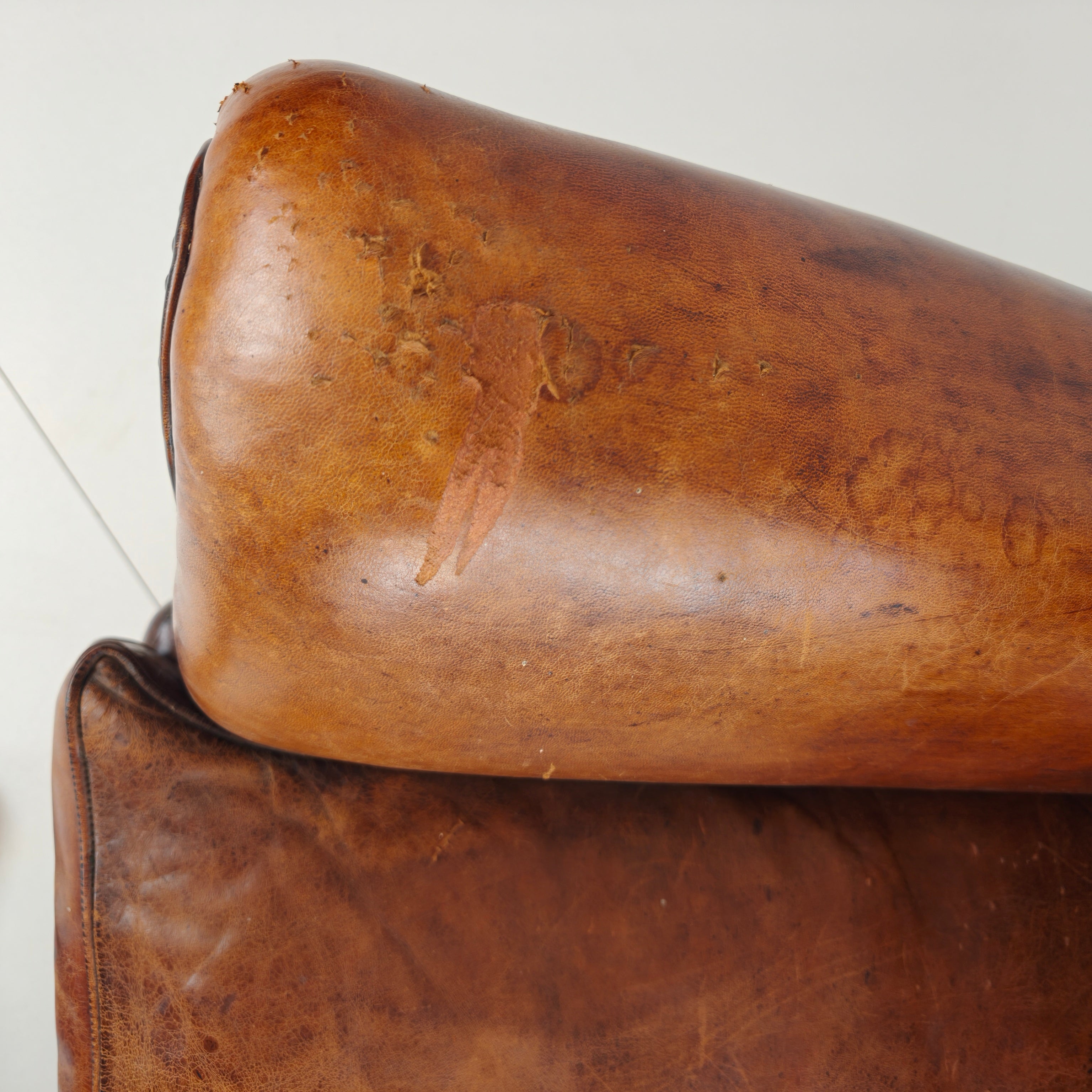 Engelse Leren Fauteuil – Hoge Kwaliteit & Uitstekend Comfort” image 5