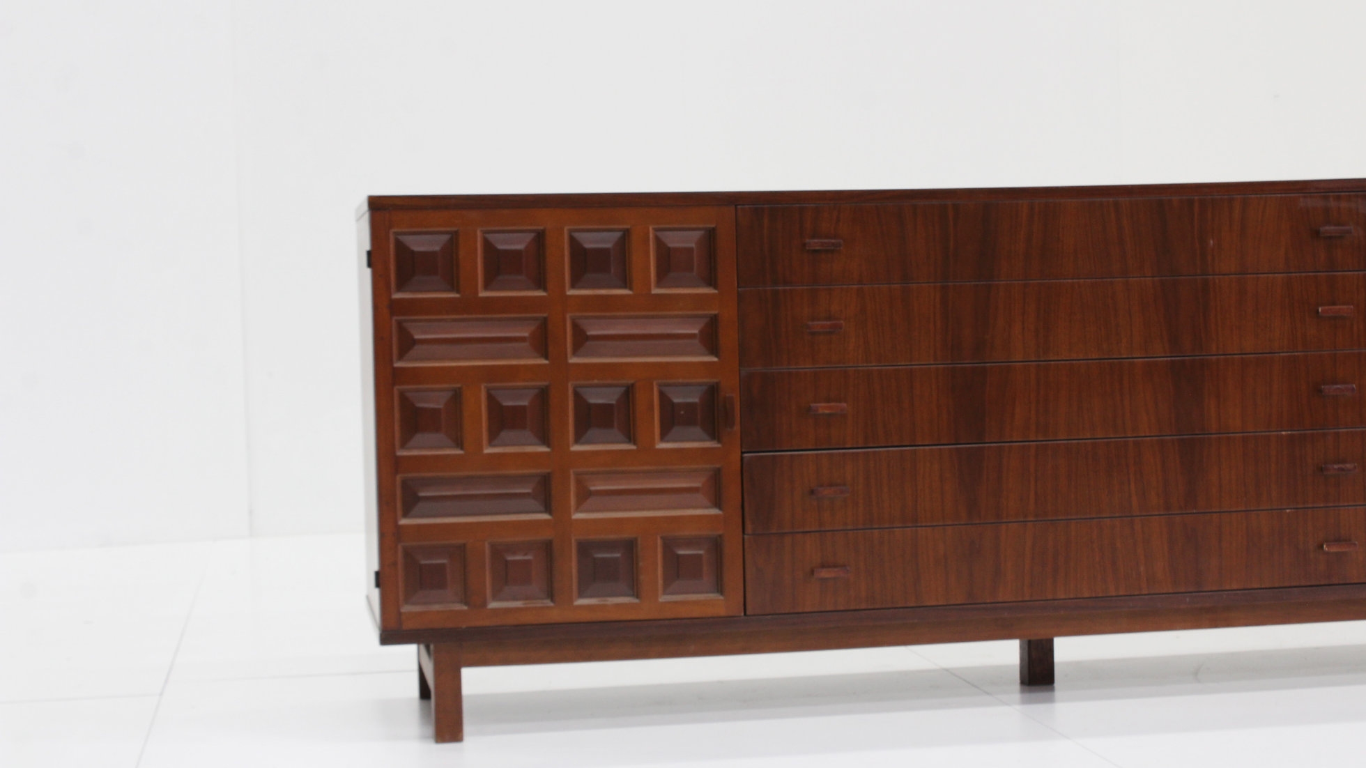 Spanish Brutalist Sideboard Dressoir image 11