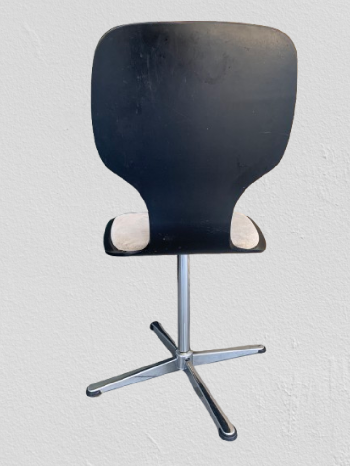 Space Age Draaistoelen image 10