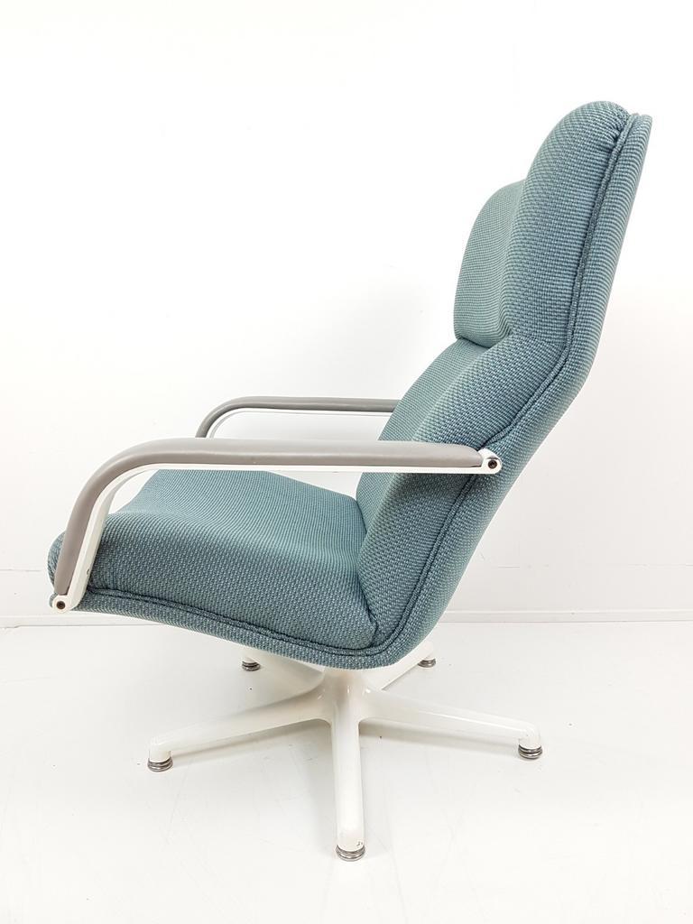 Vintage Artifort Fauteuil | De Ploeg Stof Grape | Stervoet image 10