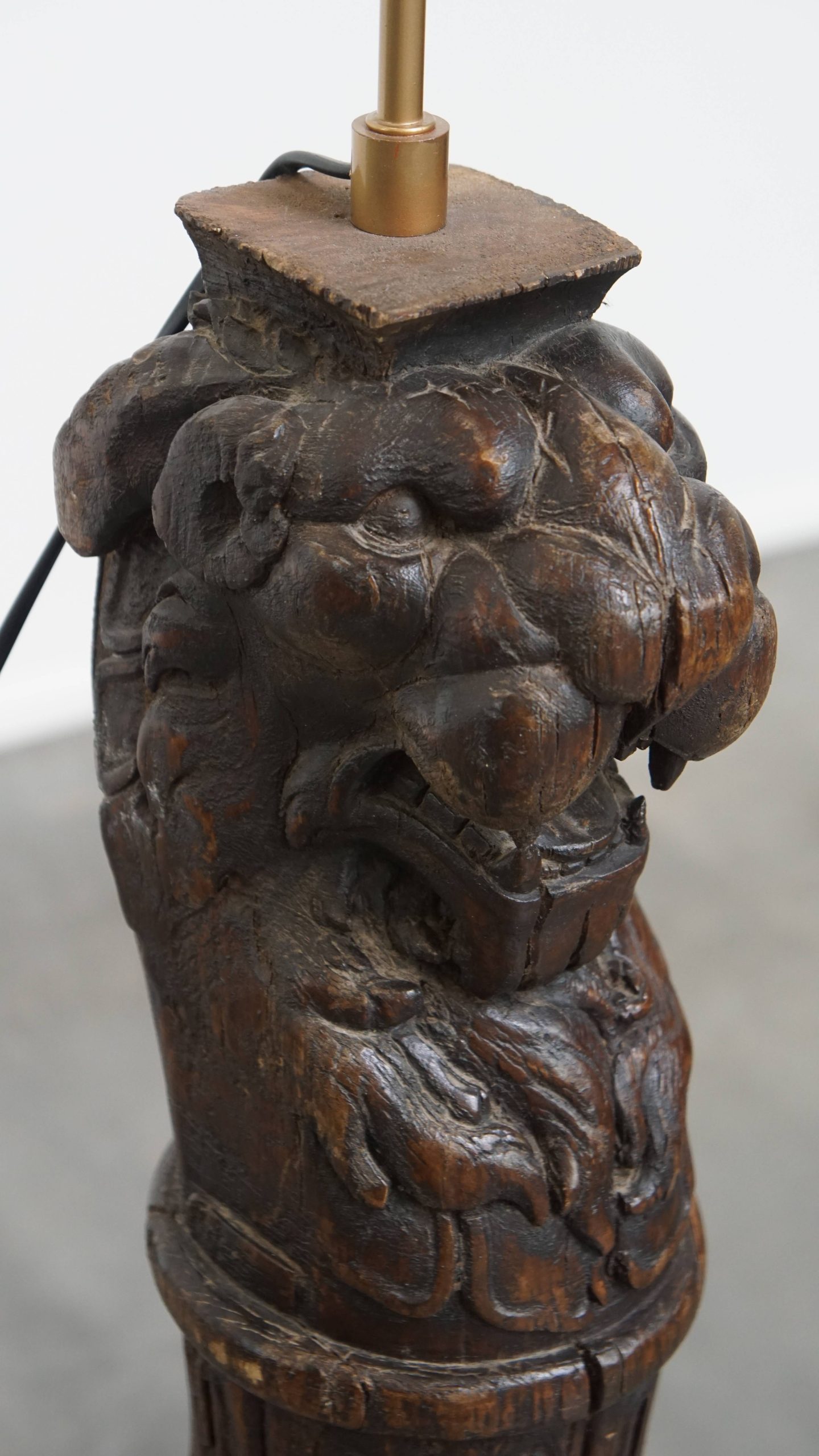 Prachtige Handgesneden Antieke Houten Staande Lamp Met Leeuwenkop image 8