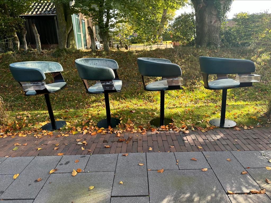 Leuke Vintage Bioscoop Stoelen image 13
