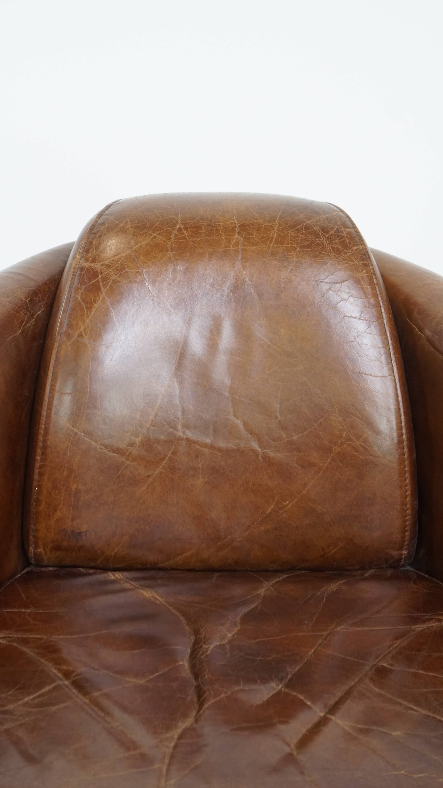 Karaktervolle En Unieke Bruine Aviator Design Fauteuil Gemaakt Van Rundleer image 15