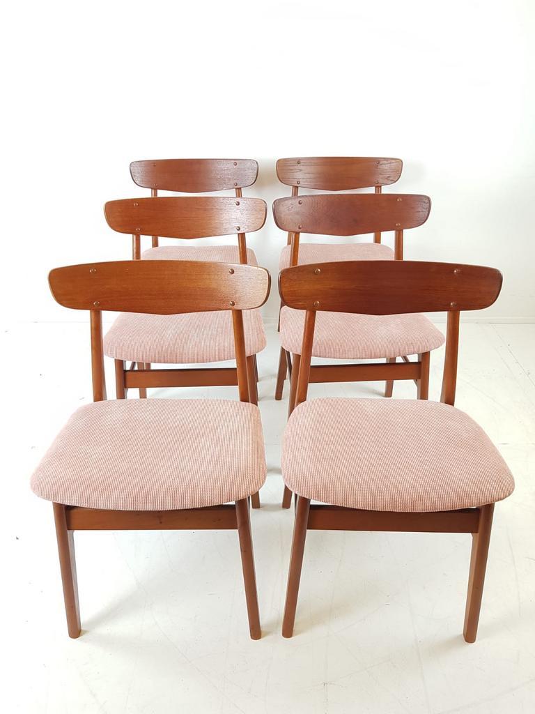 6 Deense Eettafel Stoelen Farstrup Nieuw Gestoffeerd Roze image 5