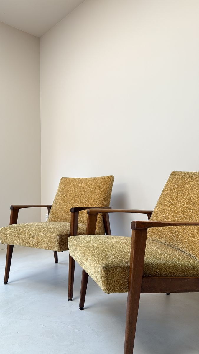 Vintage Fauteuil Met Teak Houten Frame En Gele Bekleding image 4