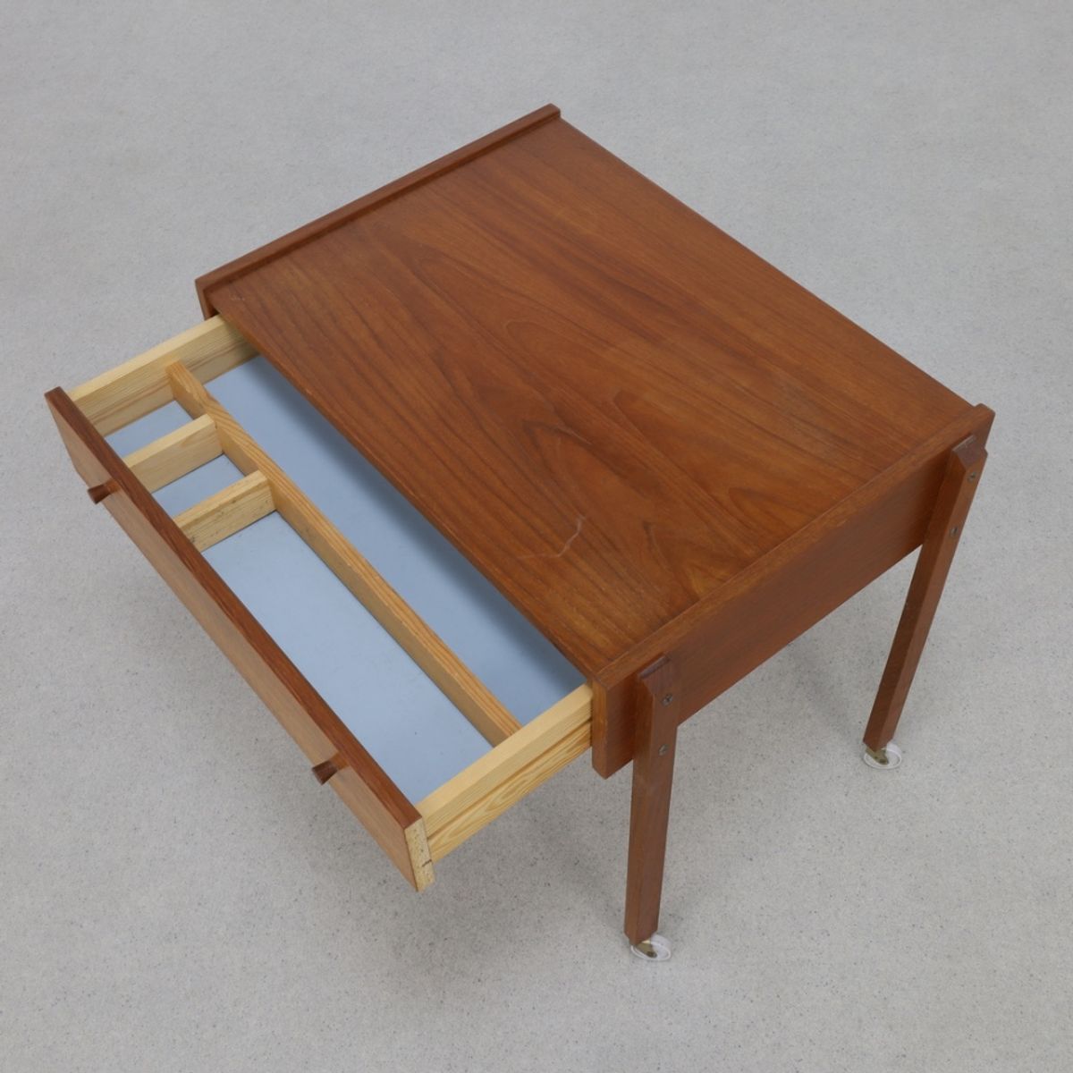 Vintage Naaitafel Bijzettafel Met Lade, 1960s image 5