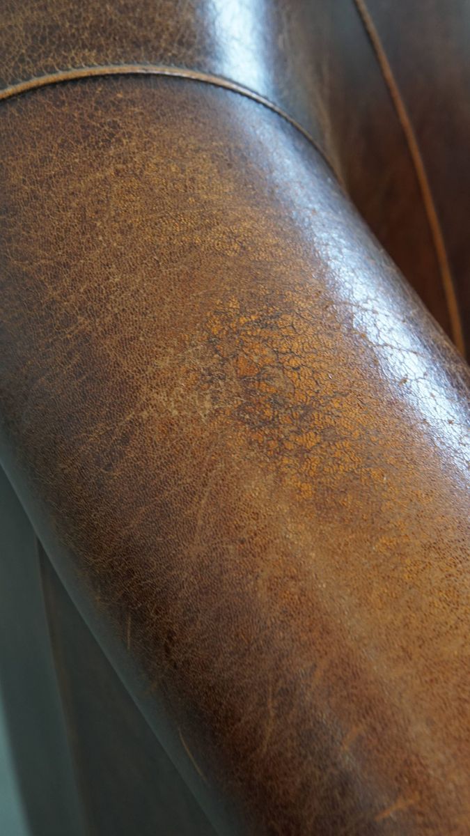 Comfortabele En Karaktervolle Schapenleren Clubfauteuil Met Een Prachtige Kleurstelling image 12