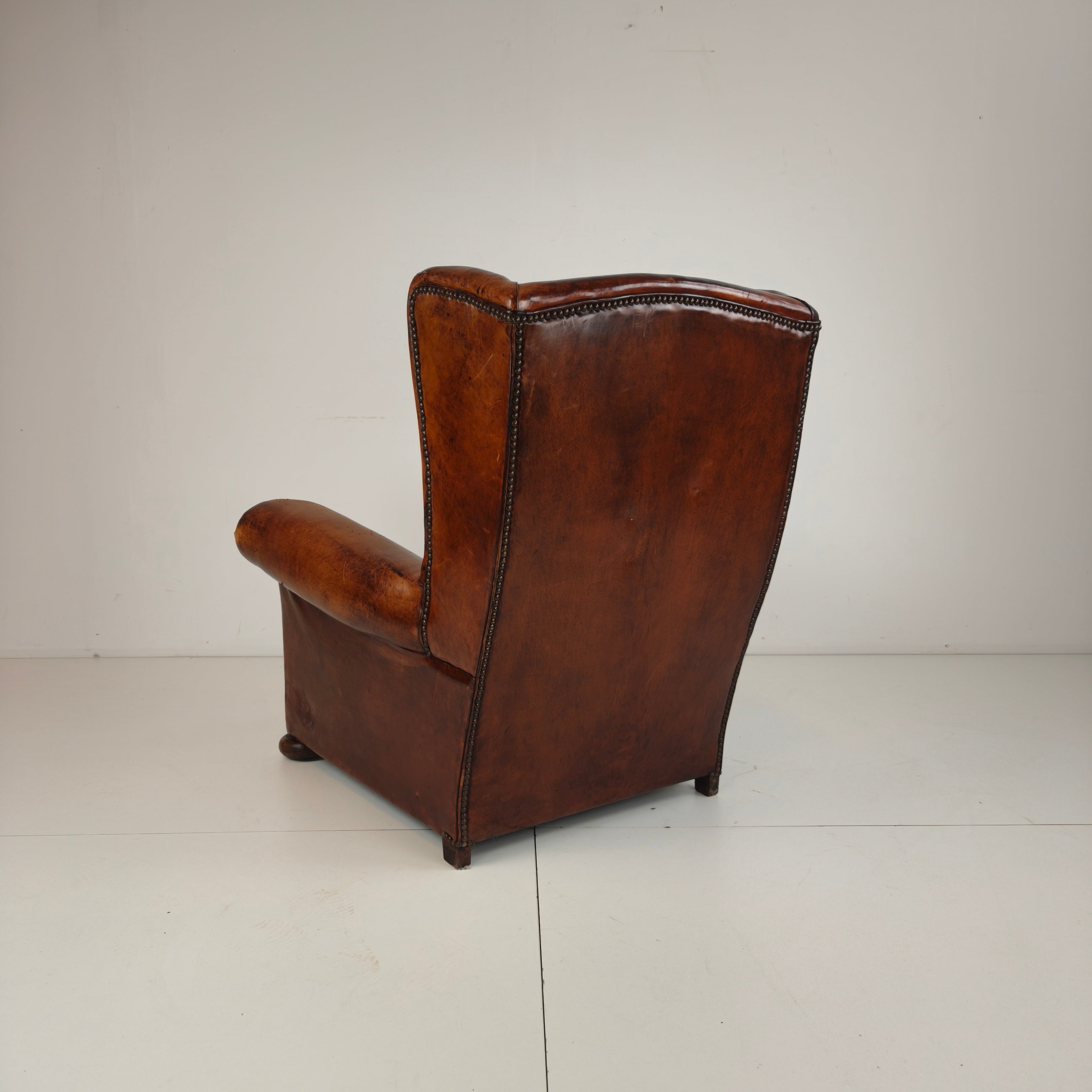 Engelse Leren Fauteuil – Hoge Kwaliteit & Uitstekend Comfort” image 10