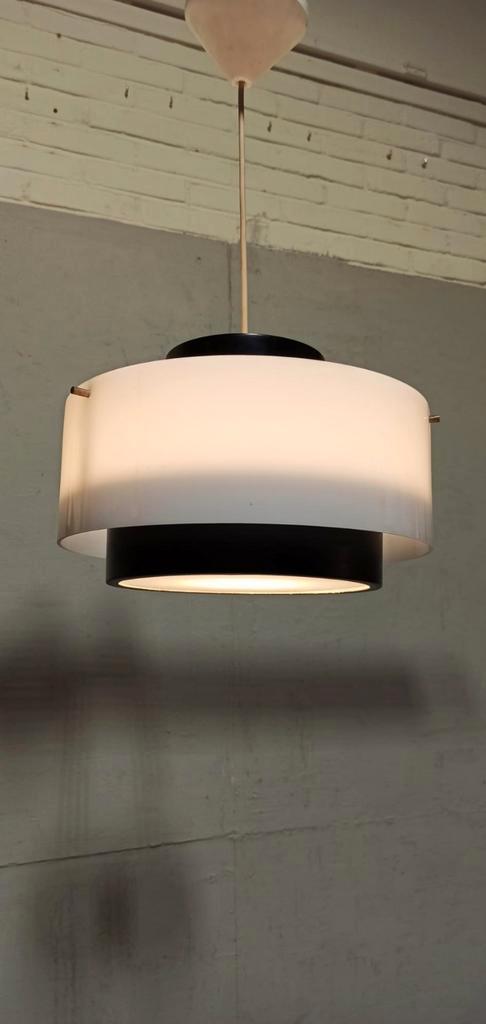 Vintage Mid Century Modern Hanglamp, Wit En Zwart image 5