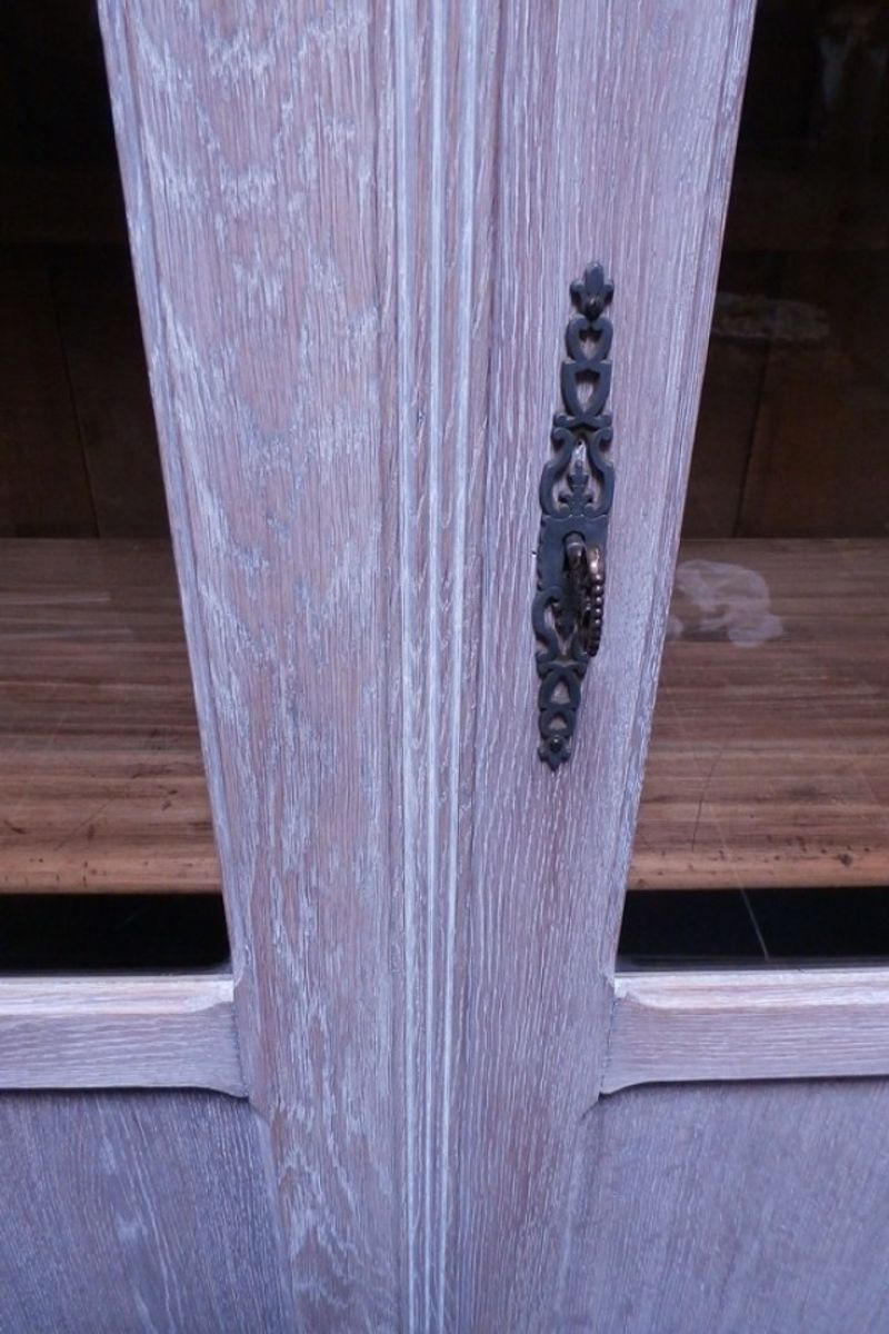 Grote 2-deurs Schoolkast In Eik "white Wash". image 2