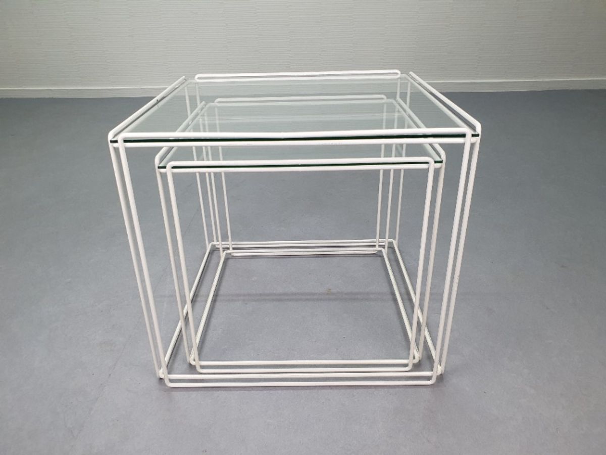 Max Sauze Bijzettafel. Vintage Salontafel 'isocele' Wit. image 14