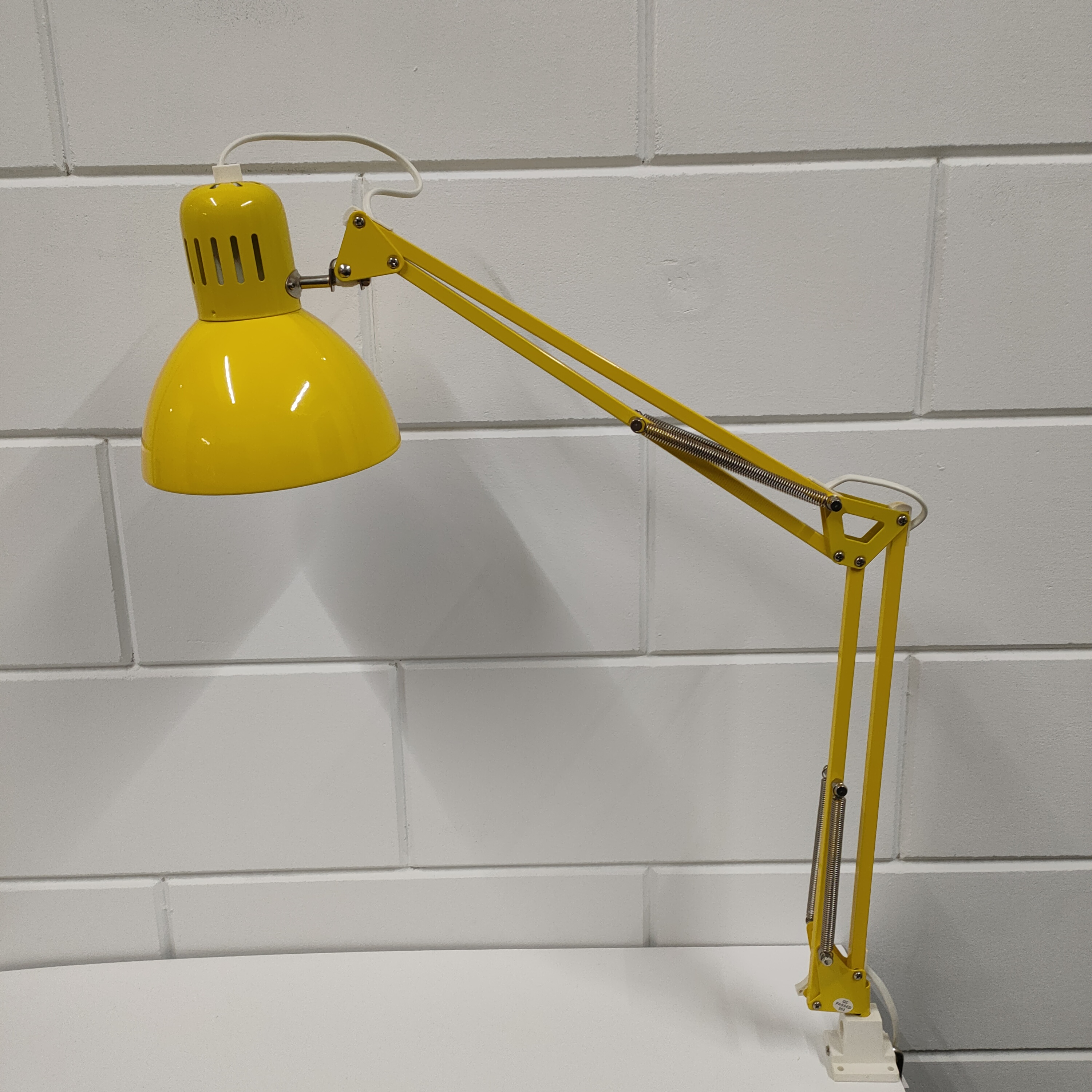 Retro Gele Schaarlamp Uit De Jaren 90 image 2