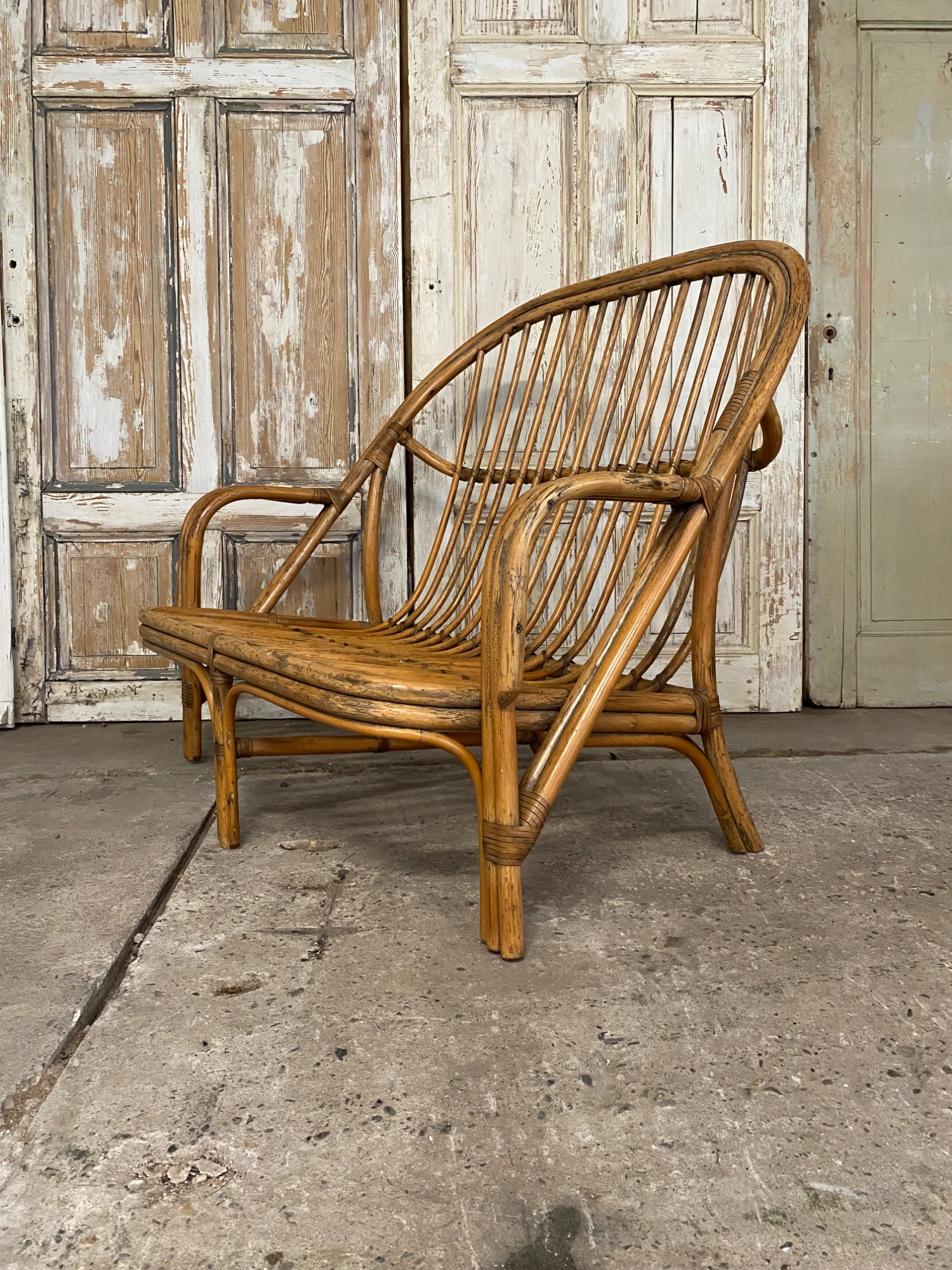 Vintage Rotan Bank, Tweezitter. Exclusief. Dutch Design. image 2
