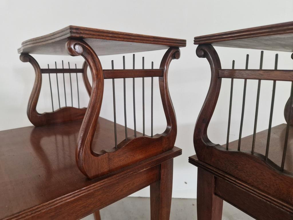 Klassiek Art Nouveau Jugendstil Harp Bijzettafeltjes. image 4