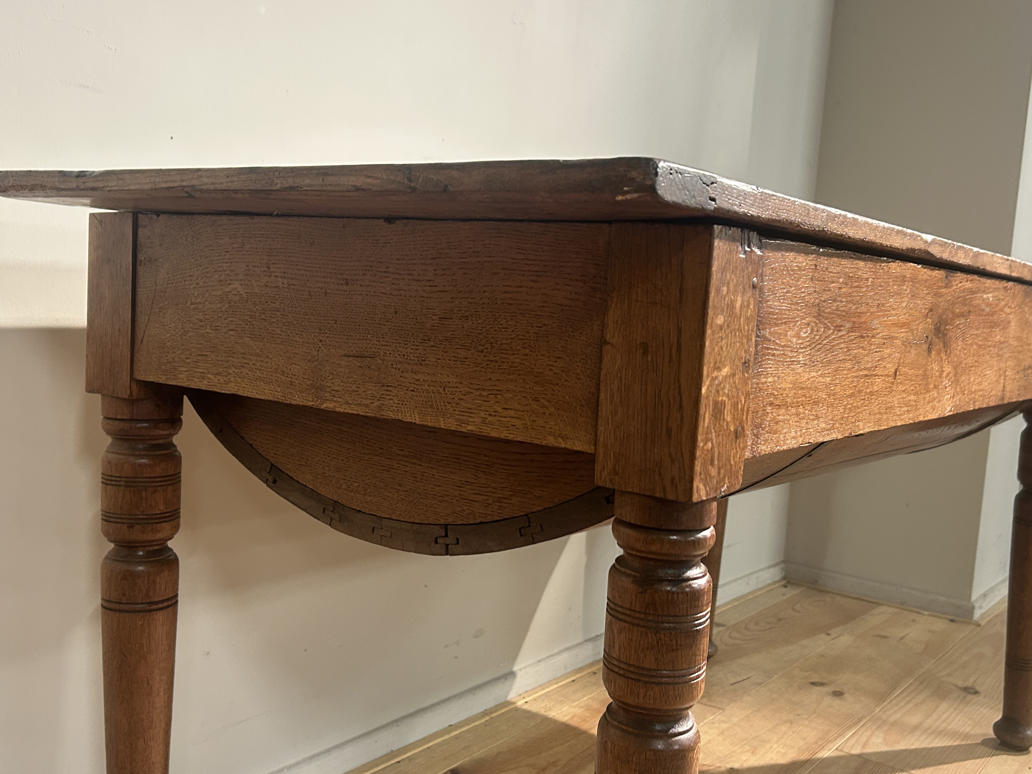 Antieke Petrin Tafel In Eikenhout Circa 1850 image 5