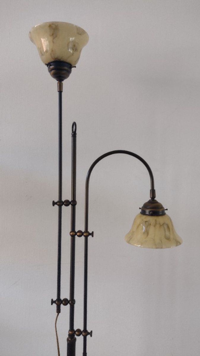 Vloerlamp Met Gemarmerde Glazen Kappen image 14