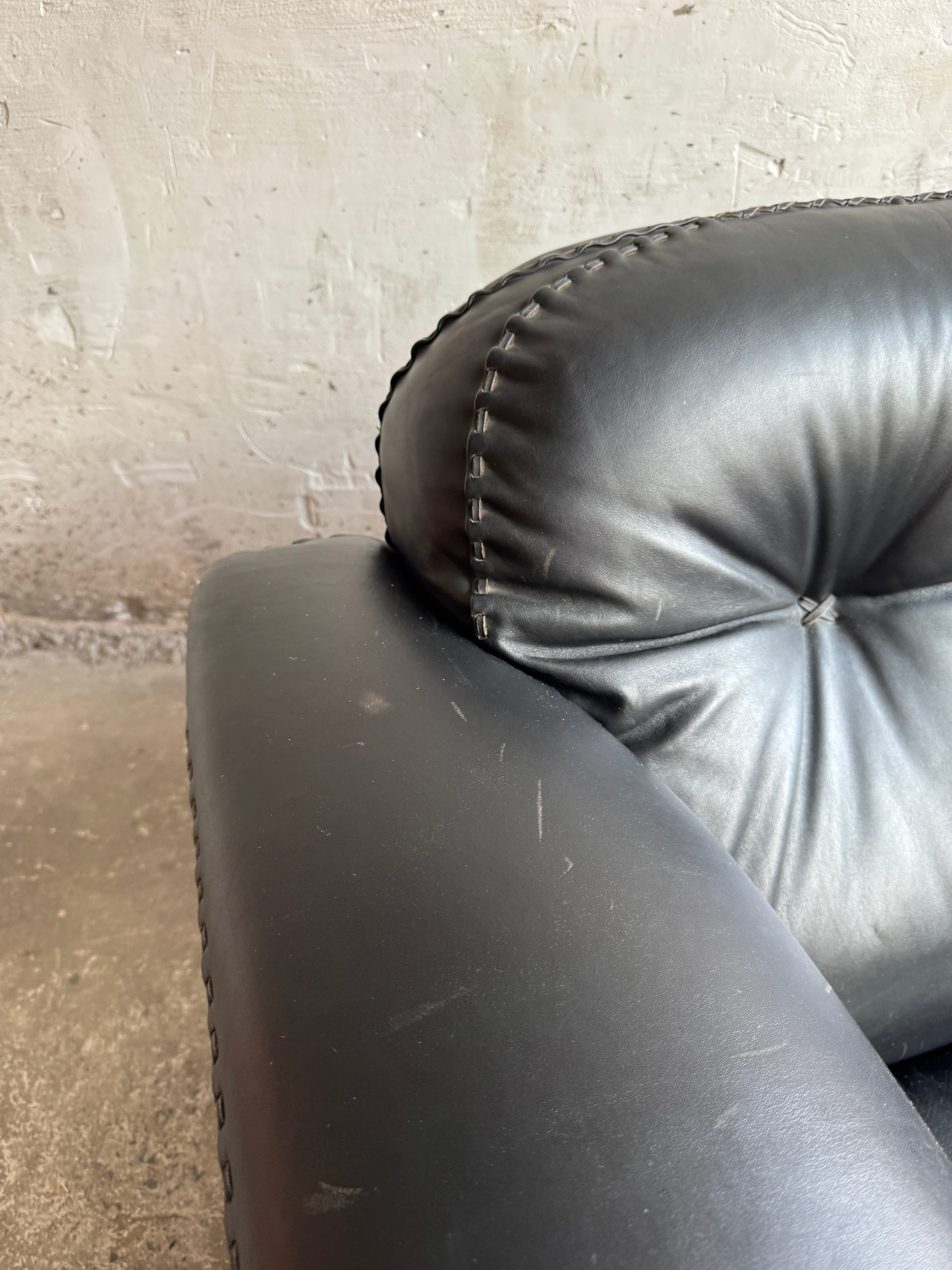 De Sede Ds-101 Black Leather Lounge Chair image 5