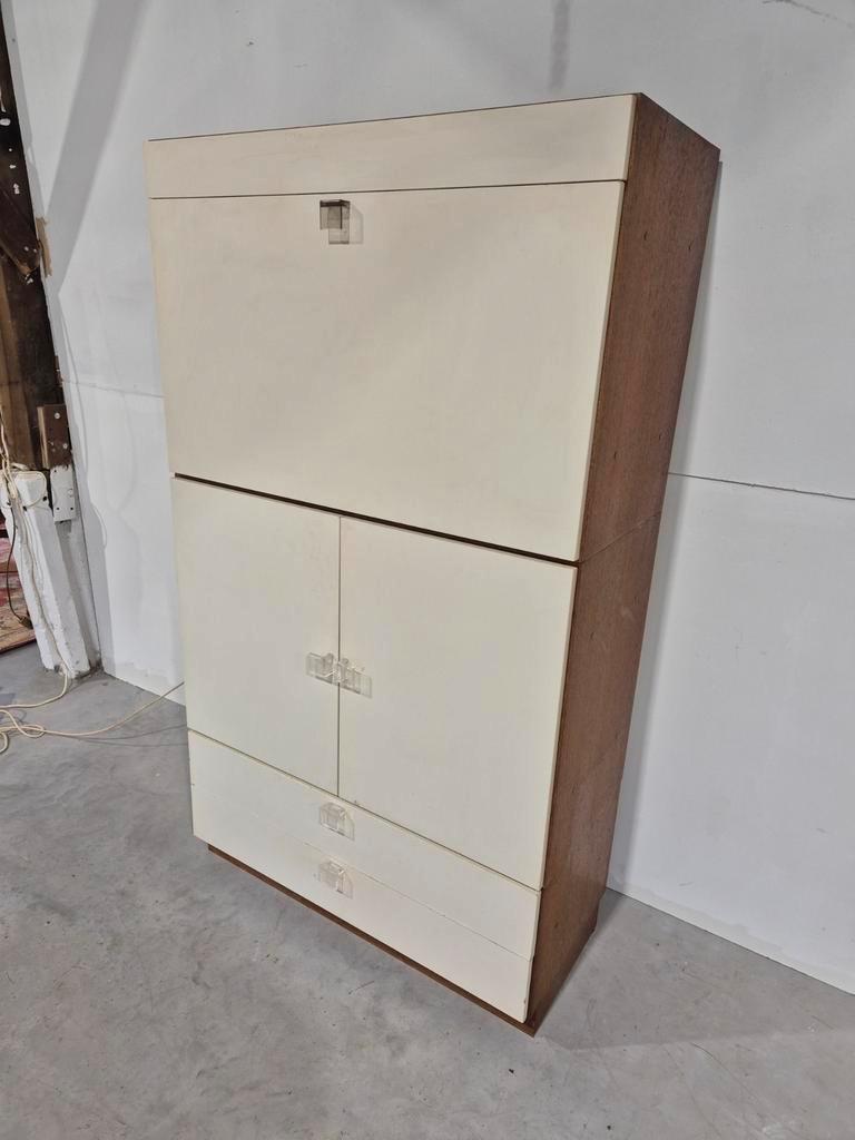 Pastoe Vintage Kast Met Bar En Licht Design image 15