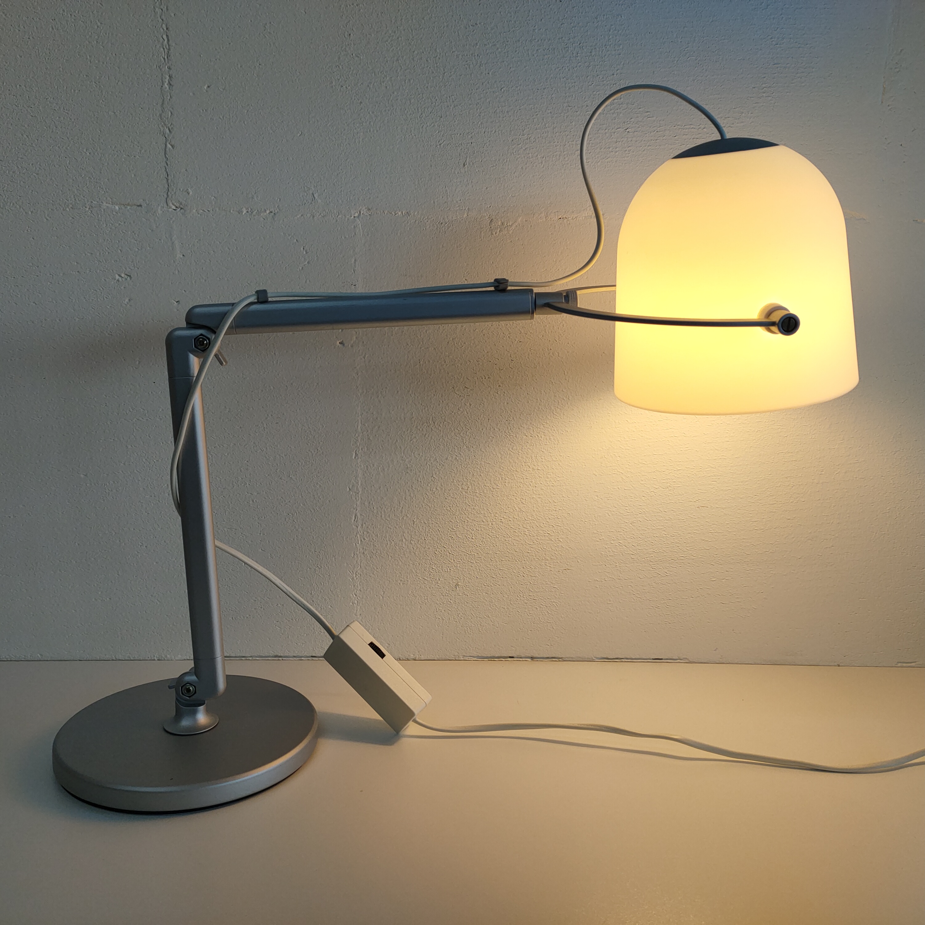 Svirvel Bureaulamp Designed By Chris Martin / Magnus Elebäck Voor IKEA image 5