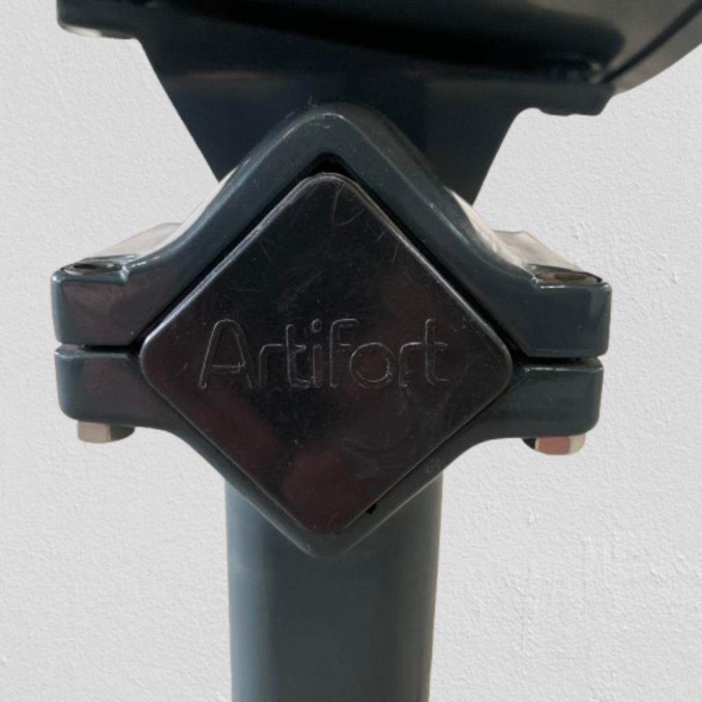Artifort Wachtbanken image 21