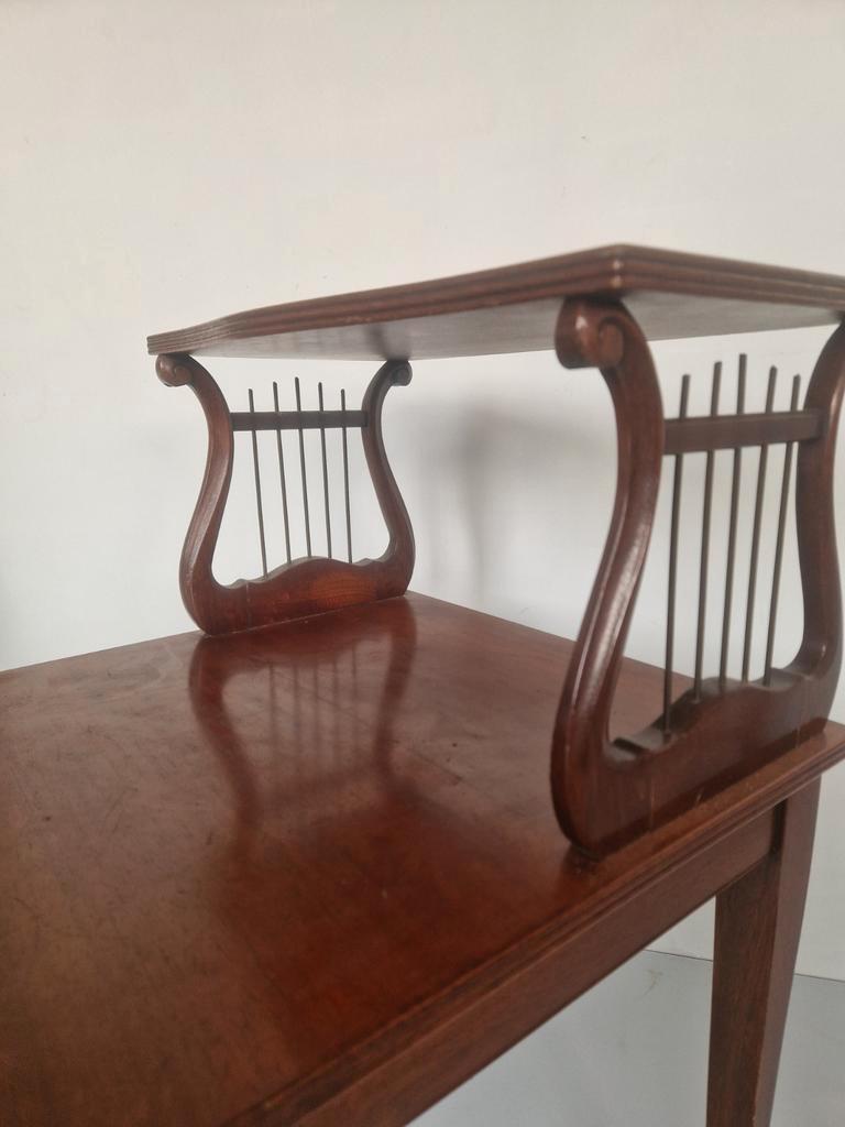 Klassiek Art Nouveau Jugendstil Harp Bijzettafeltje. image 3