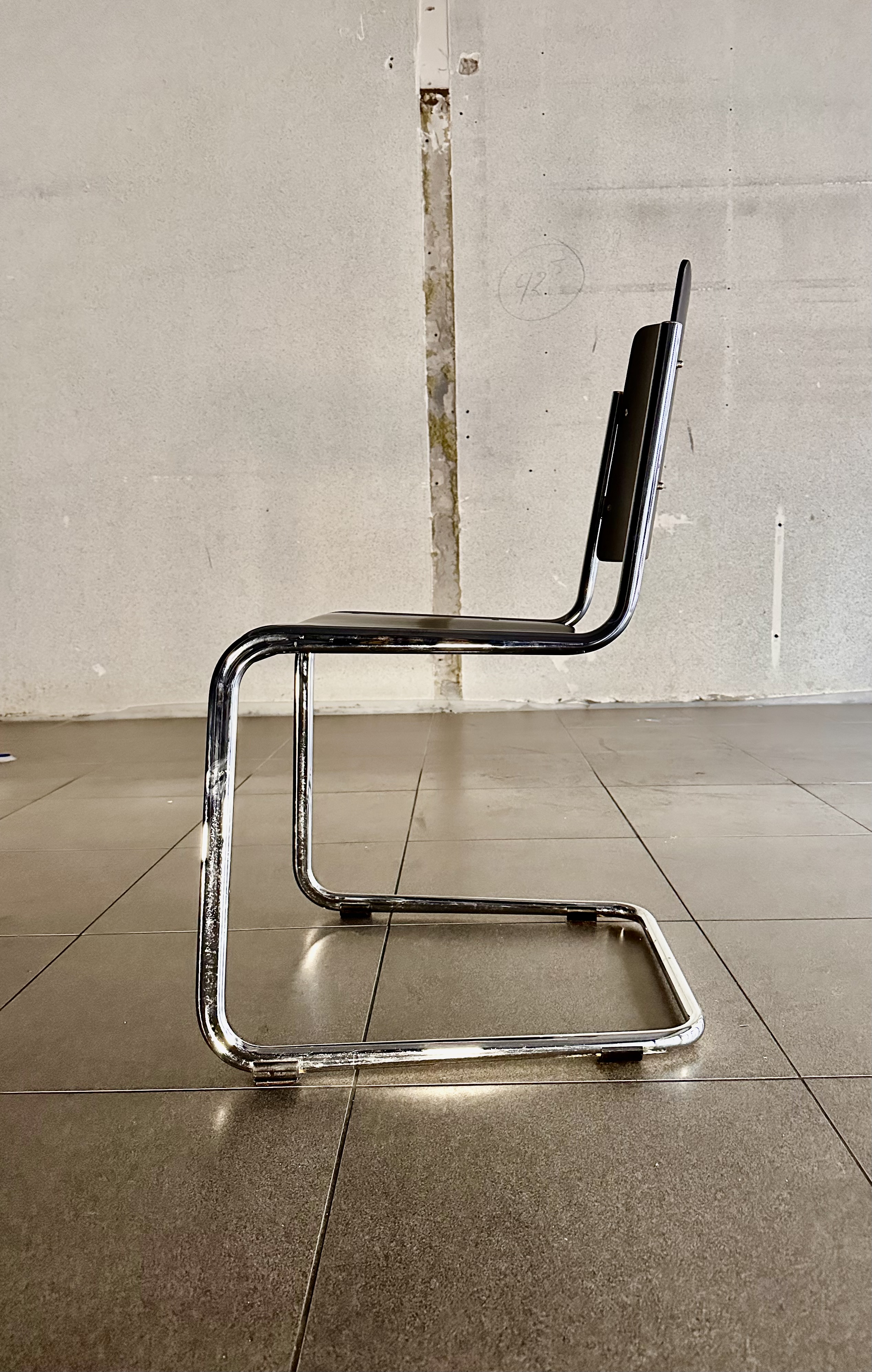 4x Tecta B11 Cantilever Stoelen Design Jean Prouve image 14