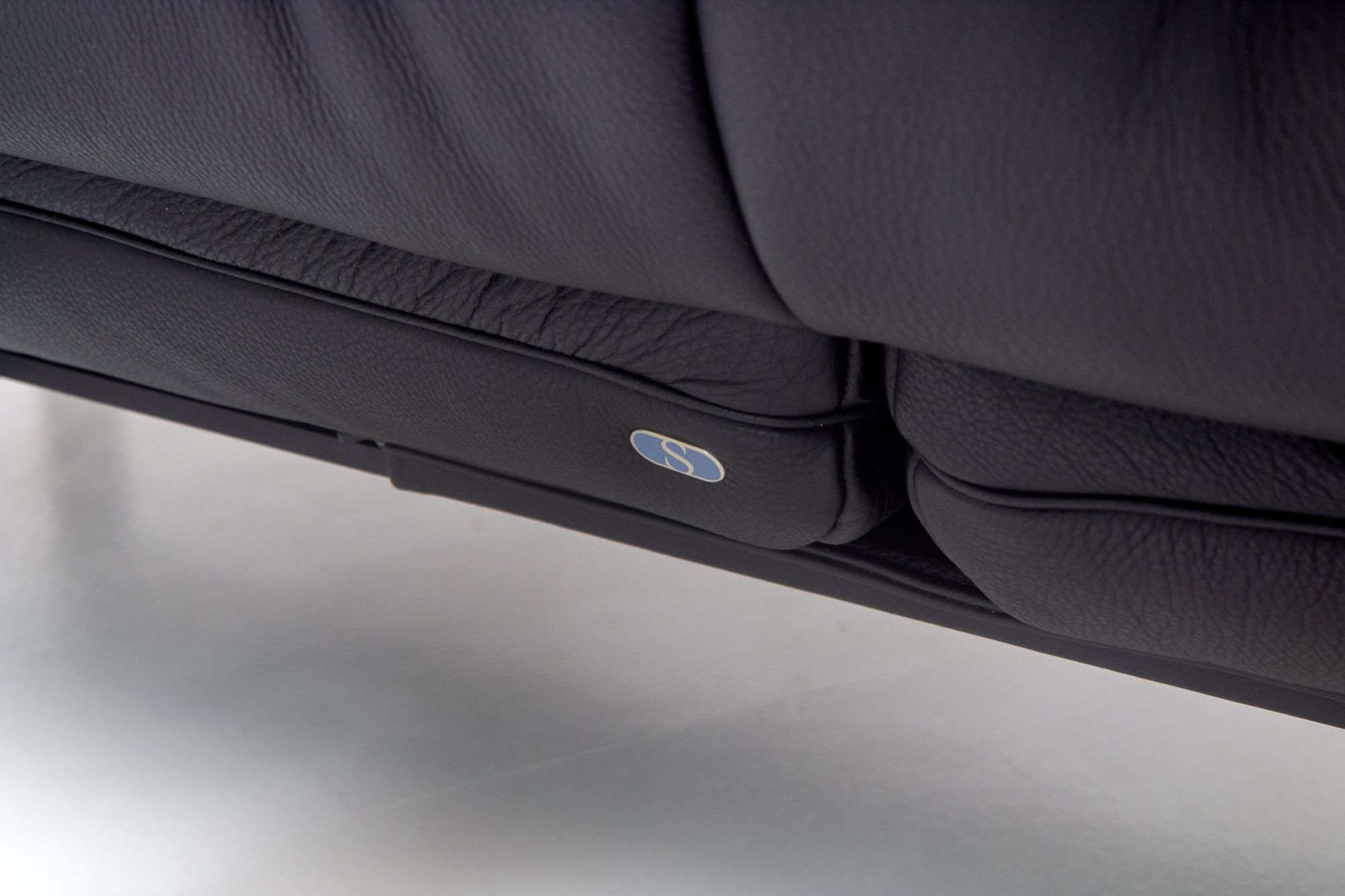 Ds-140 Sofa, By Reto Frigg For De Sede image 11