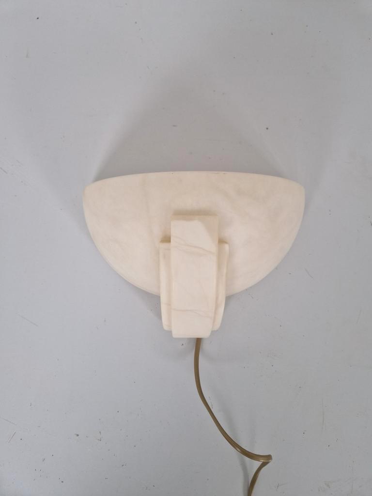 Art Deco Revival Albast Wandlamp. image 10