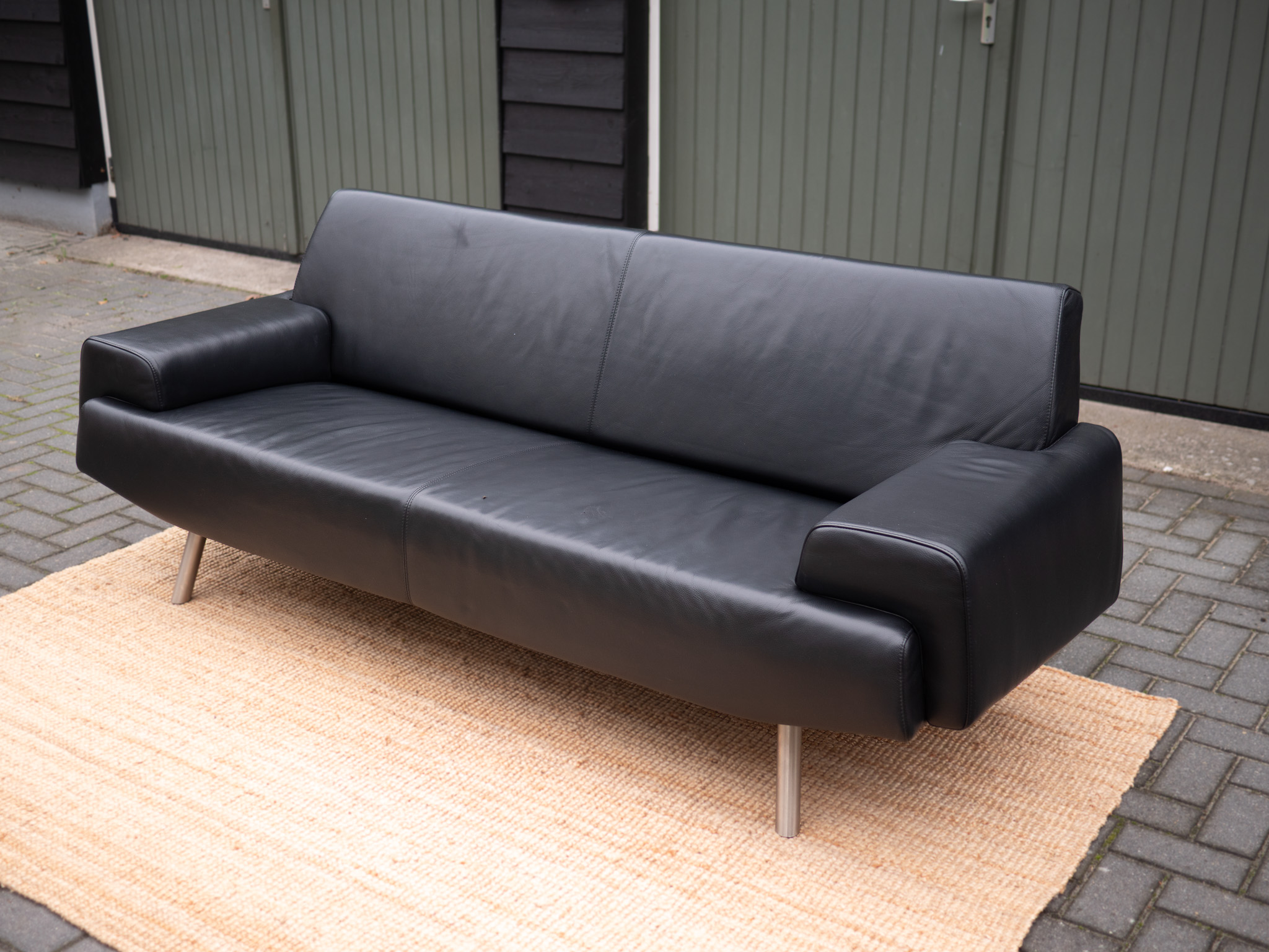 Havee Cloak Sky | Zwart Leren 2-zits Design Bank image 3