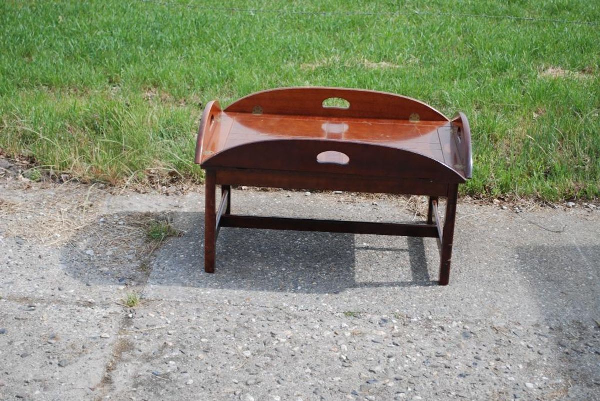 Butler Boat Table Mahonie, Boot Tafel image 5