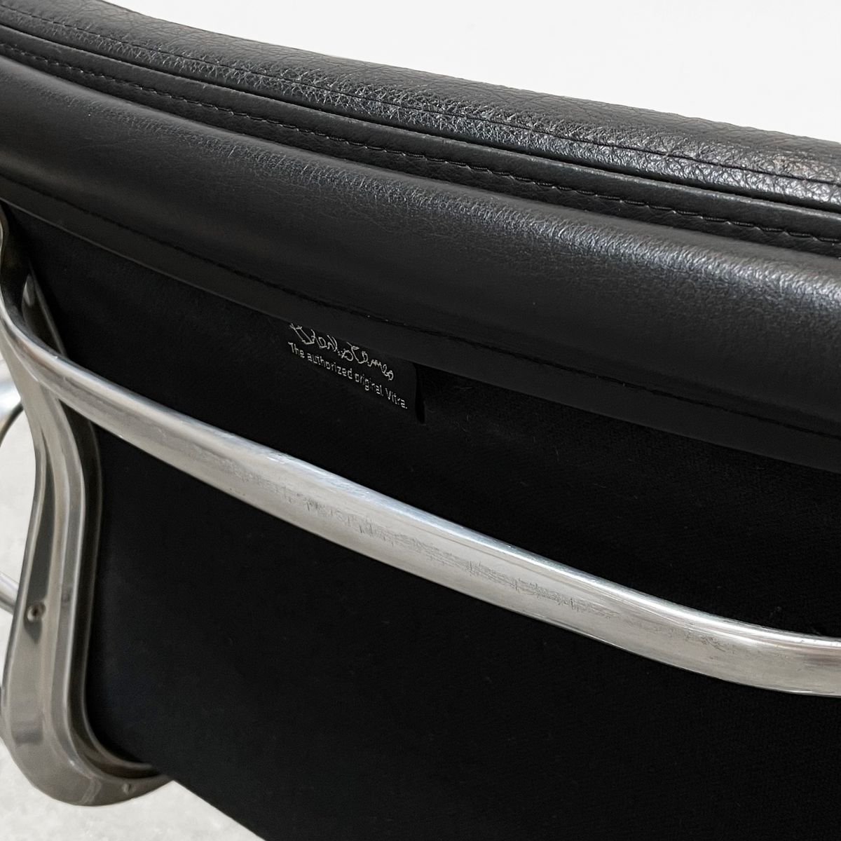 Vitra Ea 217 Soft Pad Bureaustoel Door Charles Eames. image 4