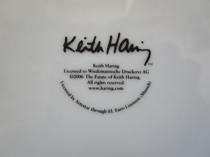 Keith Haring Servies: 2 Platte Borden, 2 Koffiekop En Schotel, 1 Espresso Kopje En Schotel image 3