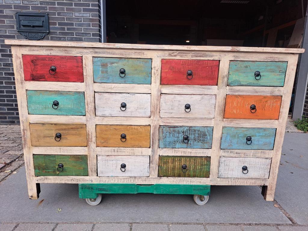 Hardhouten Ladekast Uit India 16 Lades image 2