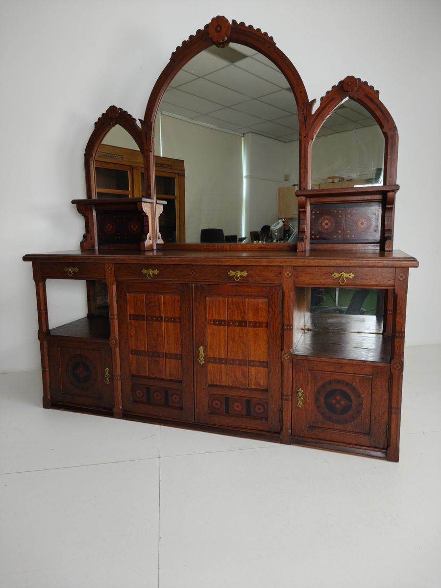 Zeldzaam 19e-eeuws Engels Arts & Crafts Eikenhouten Dressoir Van Pratt & Prince – Inlegwerk Met Zonnebloemmotie image 14